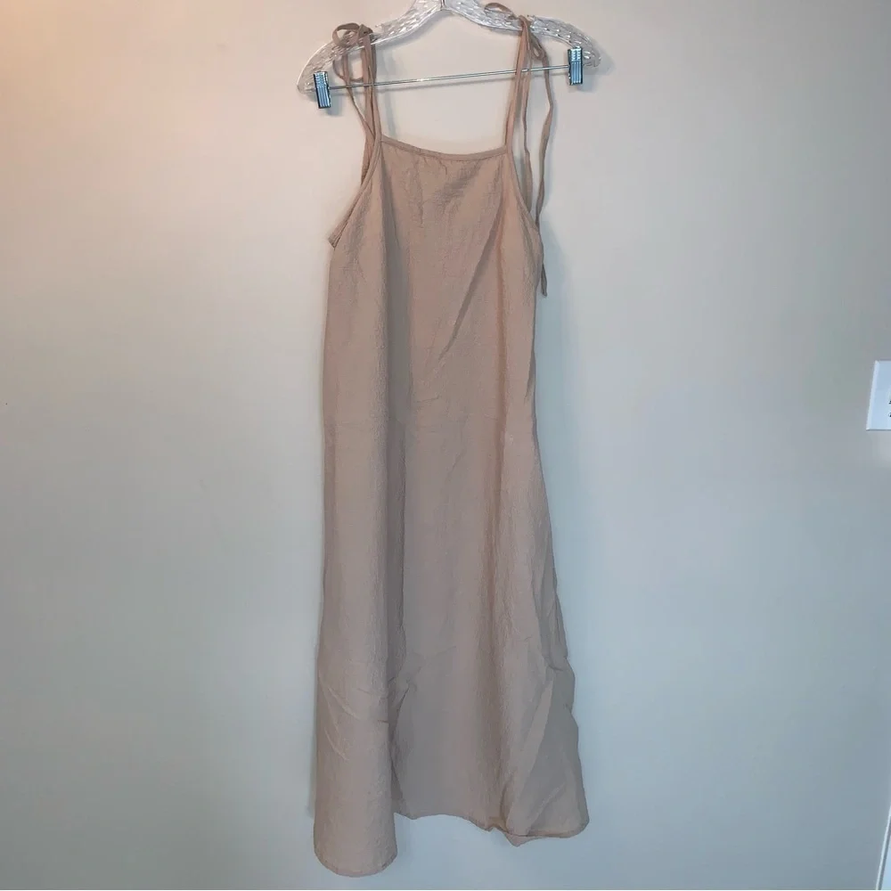 KOTN Seersucker Dress in Desert S - Picture 6 of 13